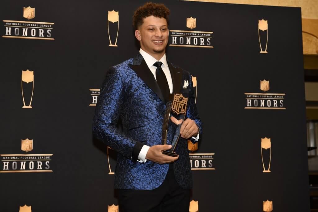 Patrick Mahomes winning 2018 MVP